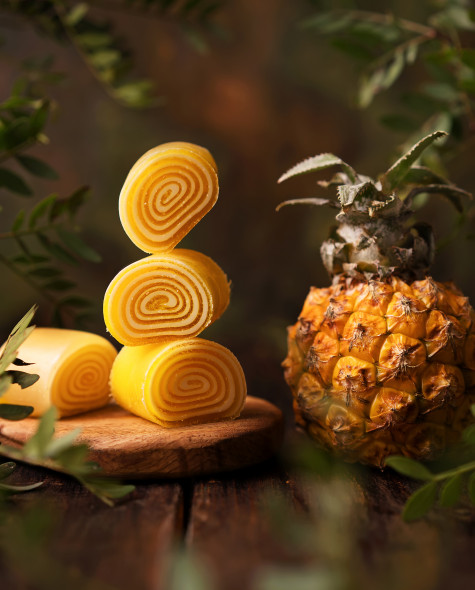 Фруктовый рулет с ананасом