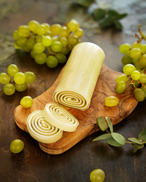 Фруктовый рулет с виноградом